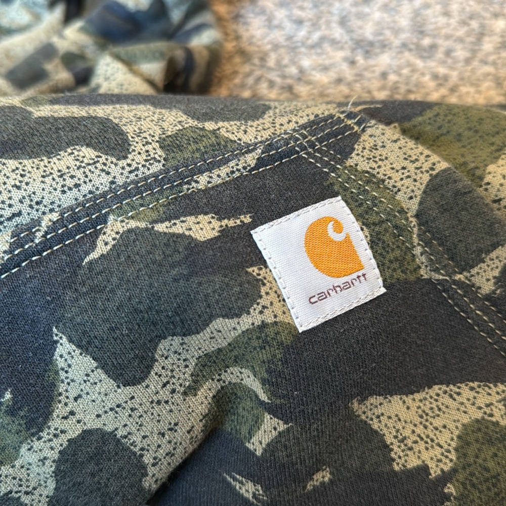 Carhartt Camo Hoodie - Picture 4 of 5